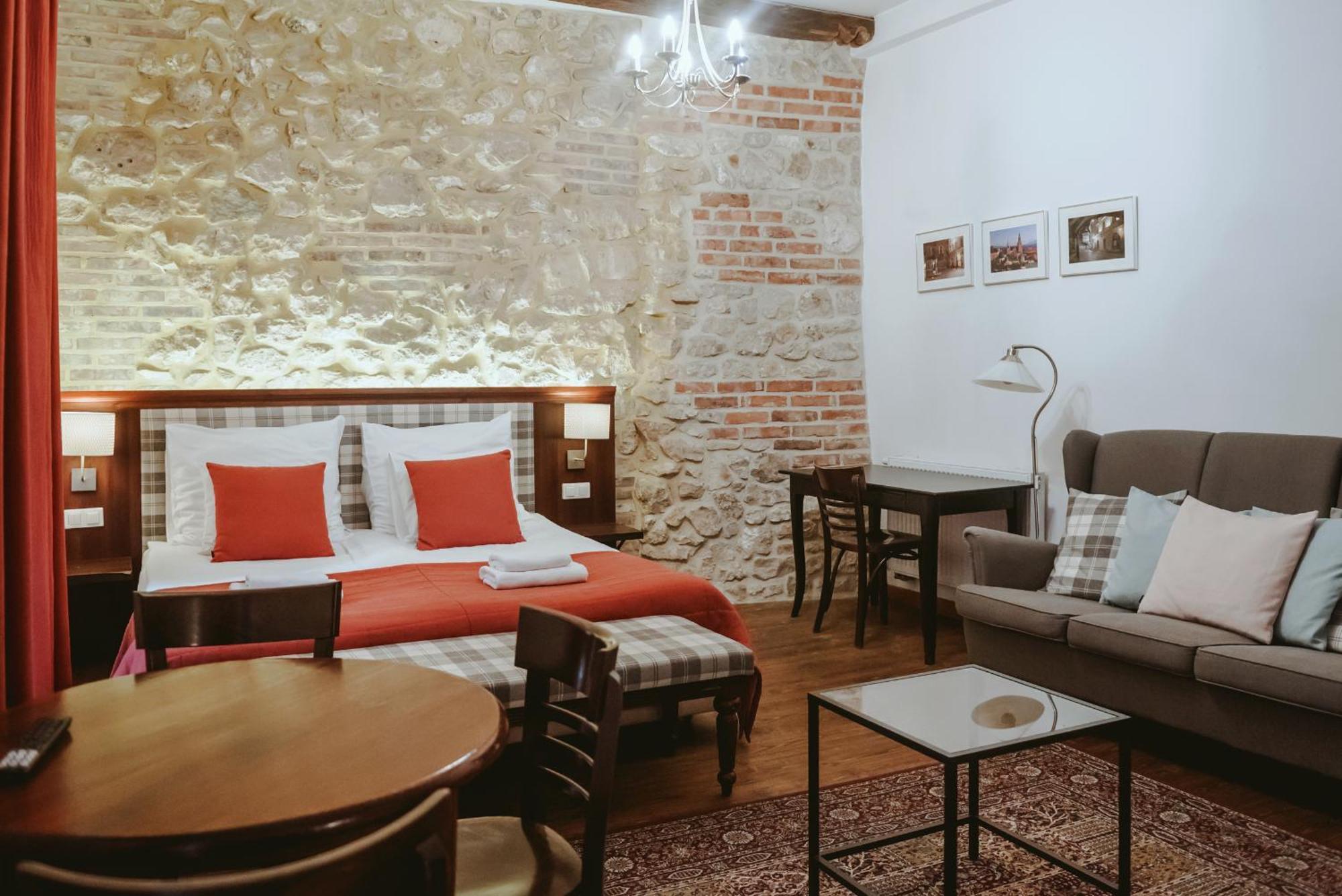 Golebia 8 Residence Krasków Εξωτερικό φωτογραφία